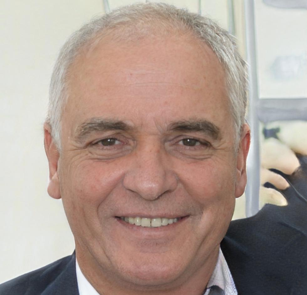 Tobias Neuhäuser, Senior Game Developer